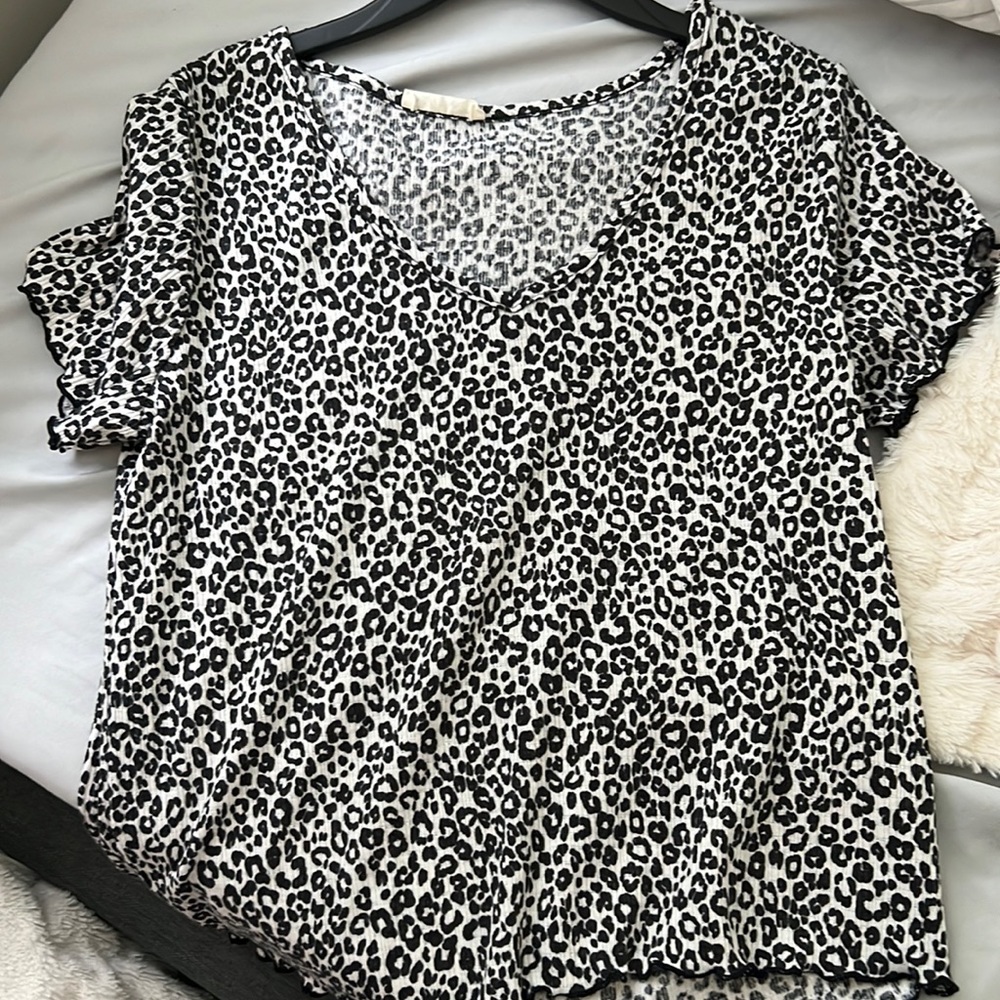 Olivia Rae lettuce trim cheetah top